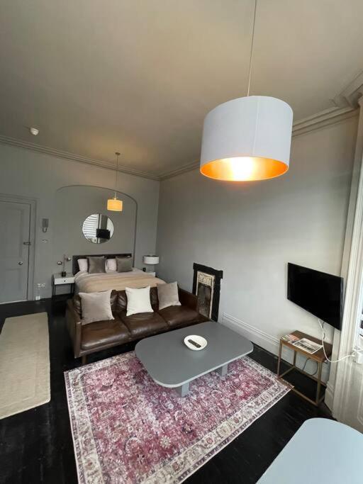 Elegant Studio In Central Hove - 5 Min Walk To Beach - 10 Min To Брайтонн Экстерьер фото